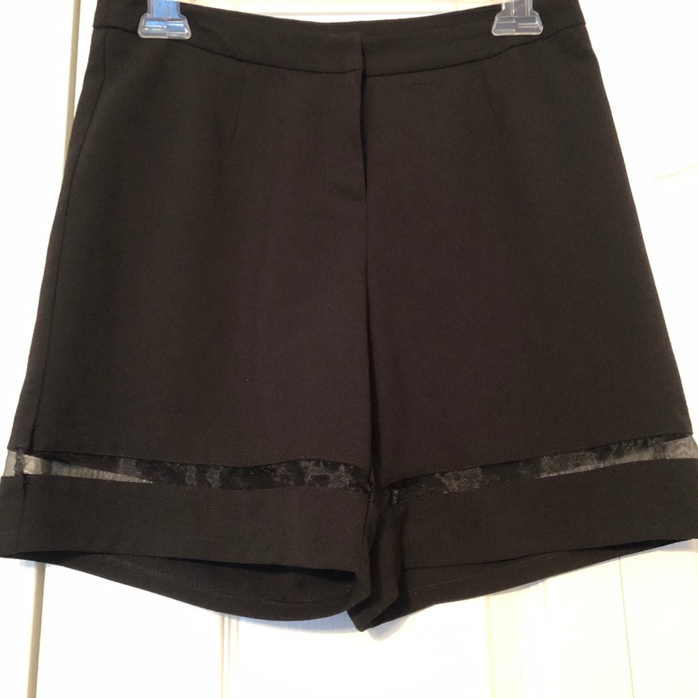 Back dress shorts